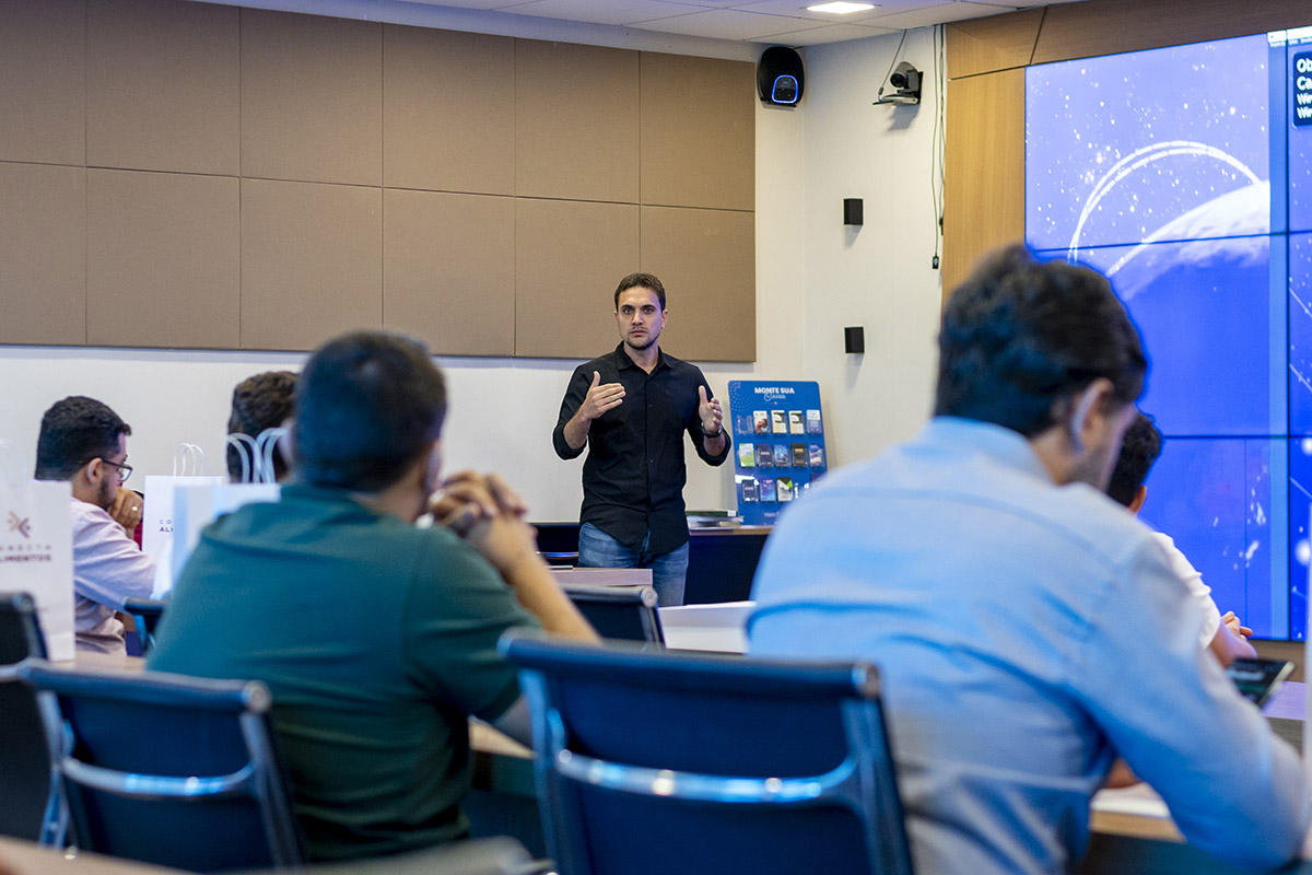 Sindialimentos promove encontro na Casa da Indústria para apresentação de ações do Sistema FIEC